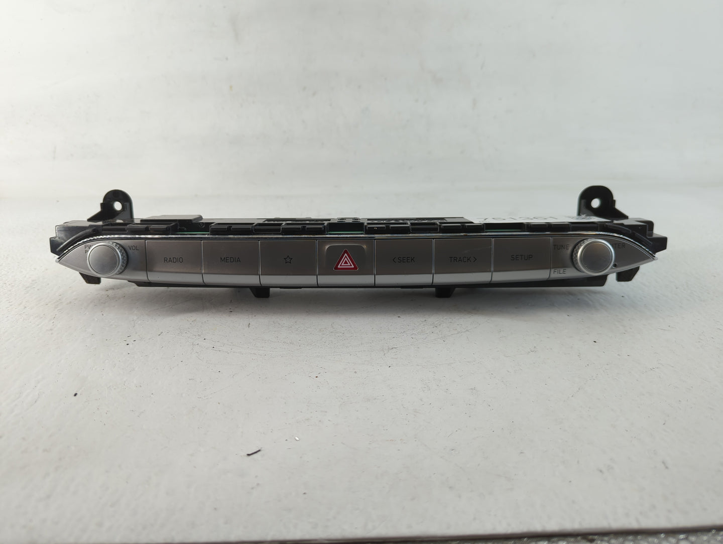 2020-2022 Hyundai Palisade Radio AM FM Cd Player Receiver Replacement P/N:26553011469 Fits Fits 2020 2021 2022 OEM Used Auto Parts - Oemusedautoparts1.com