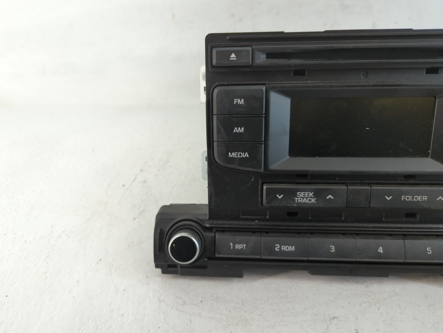 2017-2018 Hyundai Elantra Radio AM FM Cd Player Receiver Replacement P/N:96170F2260UAT Fits Fits 2017 2018 OEM Used Auto Parts - Oemusedautoparts1.com