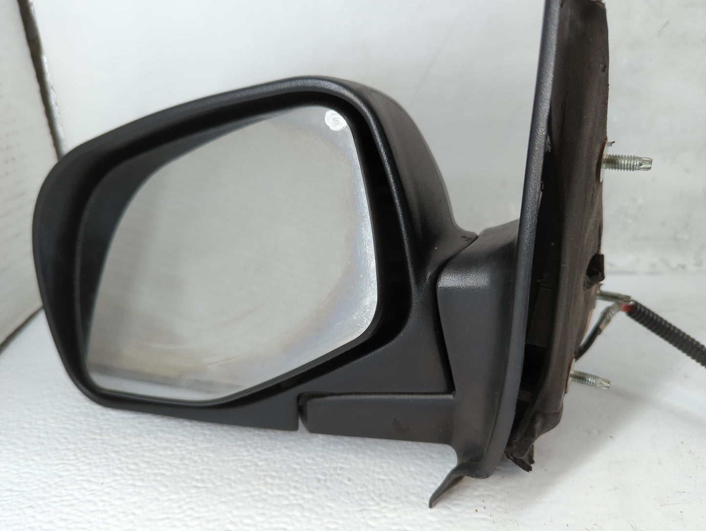 2001 Mazda B2300 Side Mirror Replacement Driver Left View Door Mirror P/N:1405099 Fits Fits 1998 1999 2000 OEM Used Auto Parts - Oemusedautoparts1.com