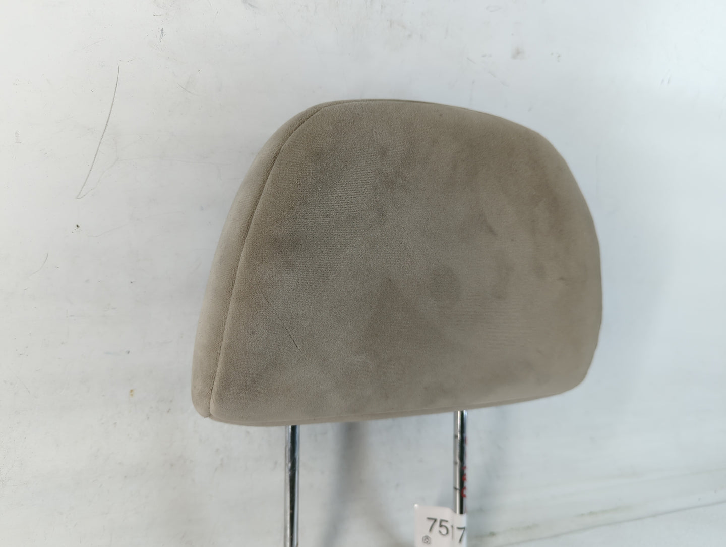 2004-2009 Kia Spectra Headrest Head Rest Front Driver Passenger Seat Fits Fits 2004 2005 2006 2007 2008 2009 OEM Used Auto Parts - Oemusedautoparts1.com