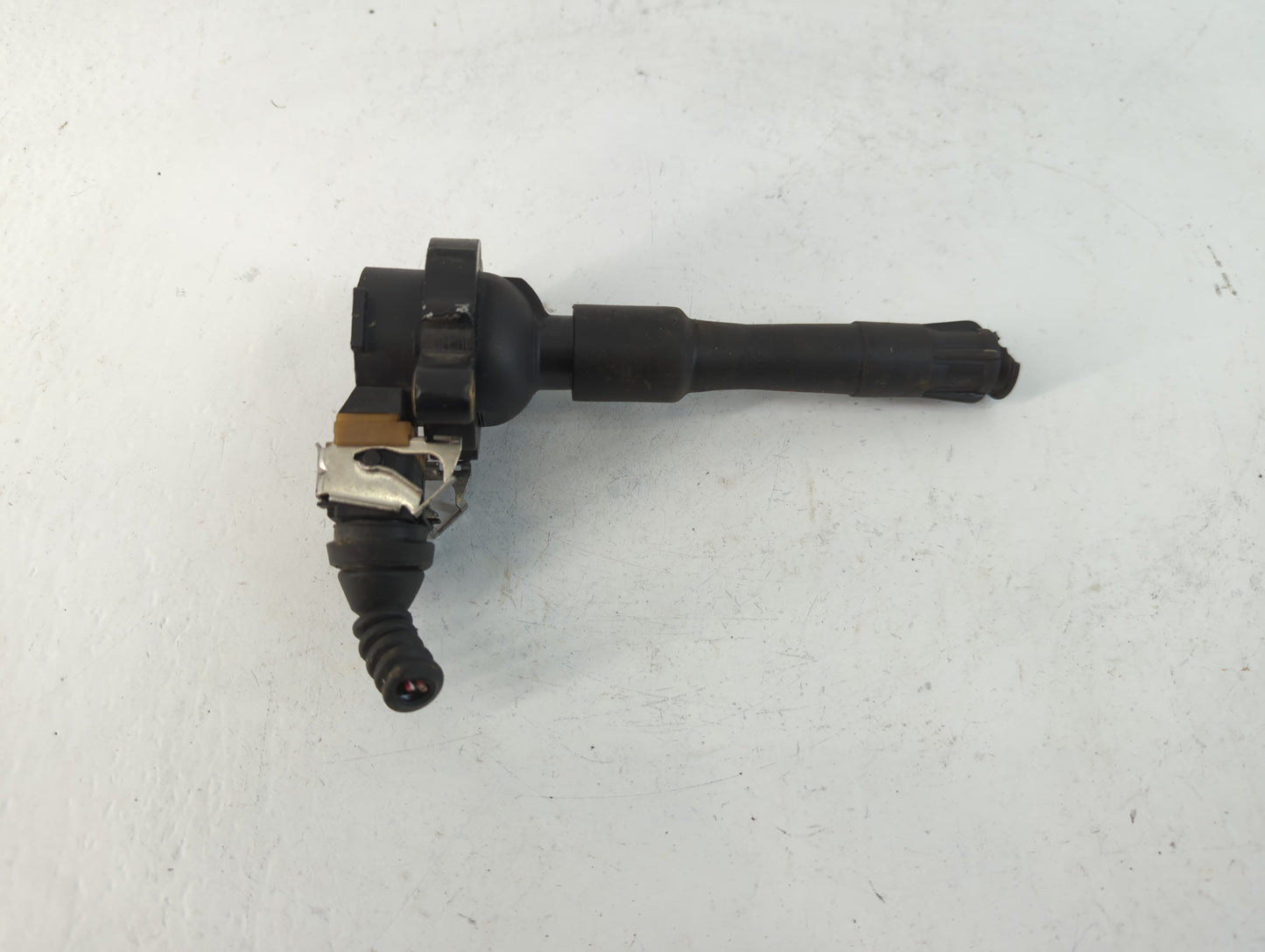 2001-2002 Bmw 525i Ignition Coil Igniter Pack - Oemusedautoparts1.com