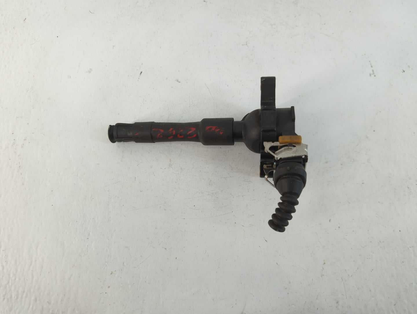 2001-2002 Bmw 525i Ignition Coil Igniter Pack - Oemusedautoparts1.com