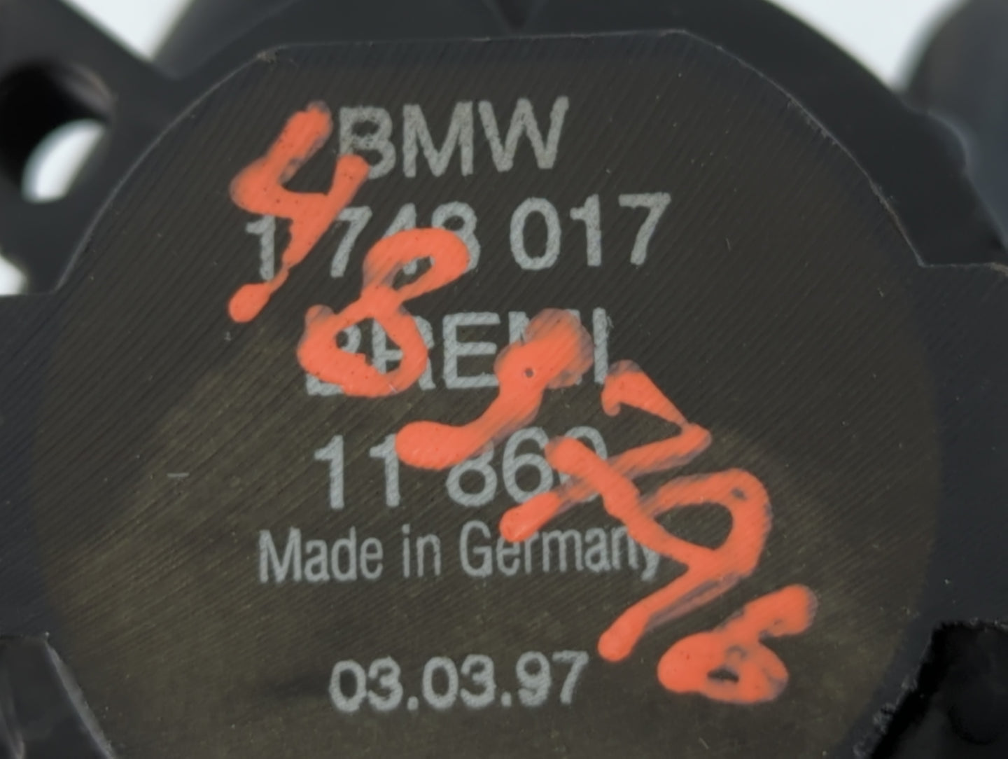 2001-2002 Bmw 525i Ignition Coil Igniter Pack - Oemusedautoparts1.com