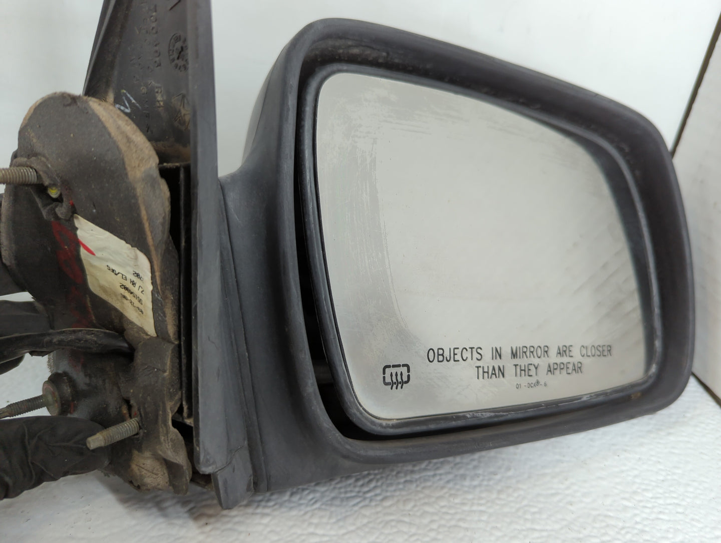 1996-1998 Jeep Grand Cherokee Side Mirror Replacement Passenger Right View Door Mirror P/N:55154802 Fits Fits 1996 1997 1998 OEM Used Auto Parts - Oemusedautoparts1.com