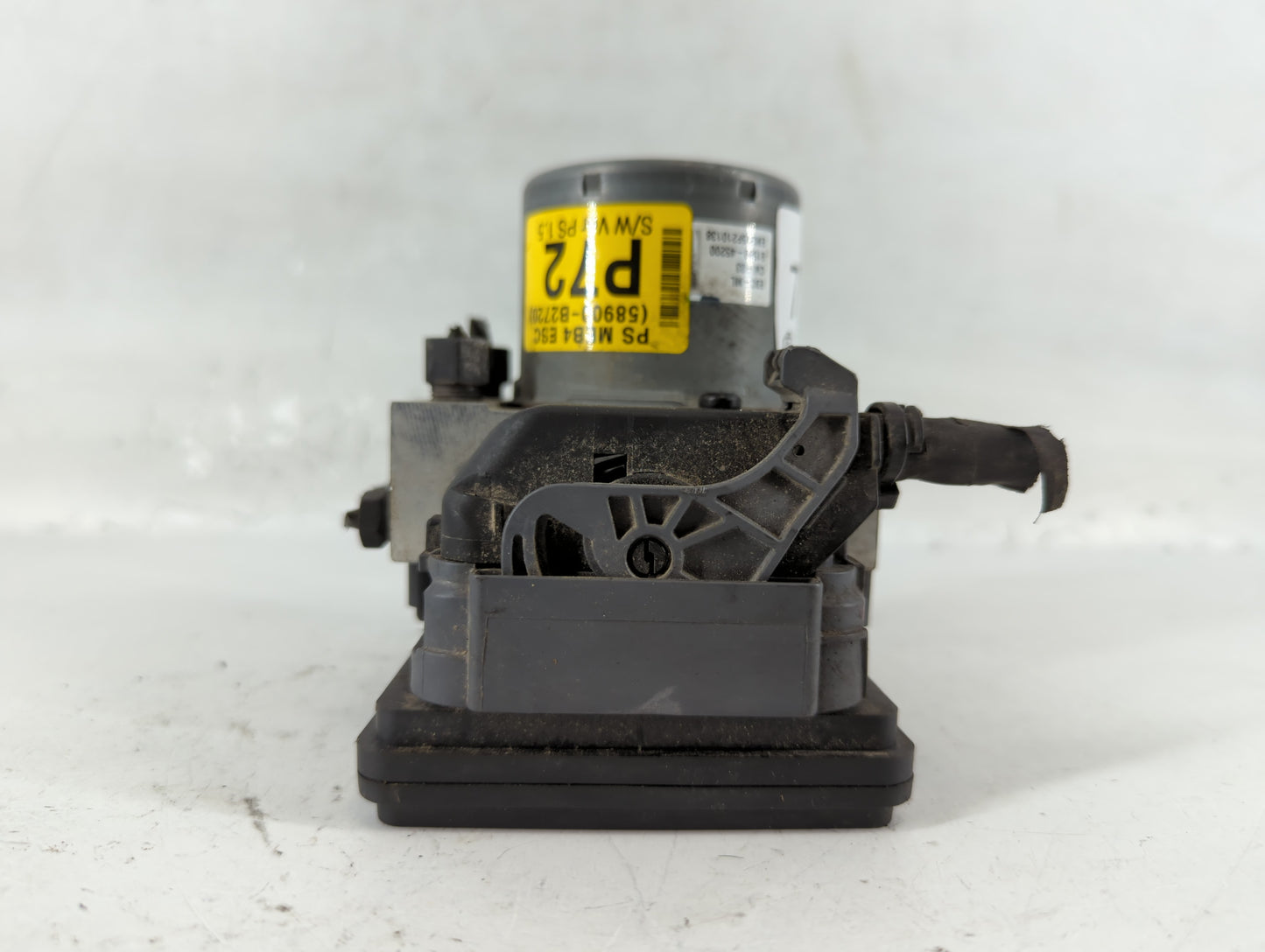 2016 Kia Soul ABS Pump Control Module Replacement P/N:B2589-22520 Fits OEM Used Auto Parts - Oemusedautoparts1.com