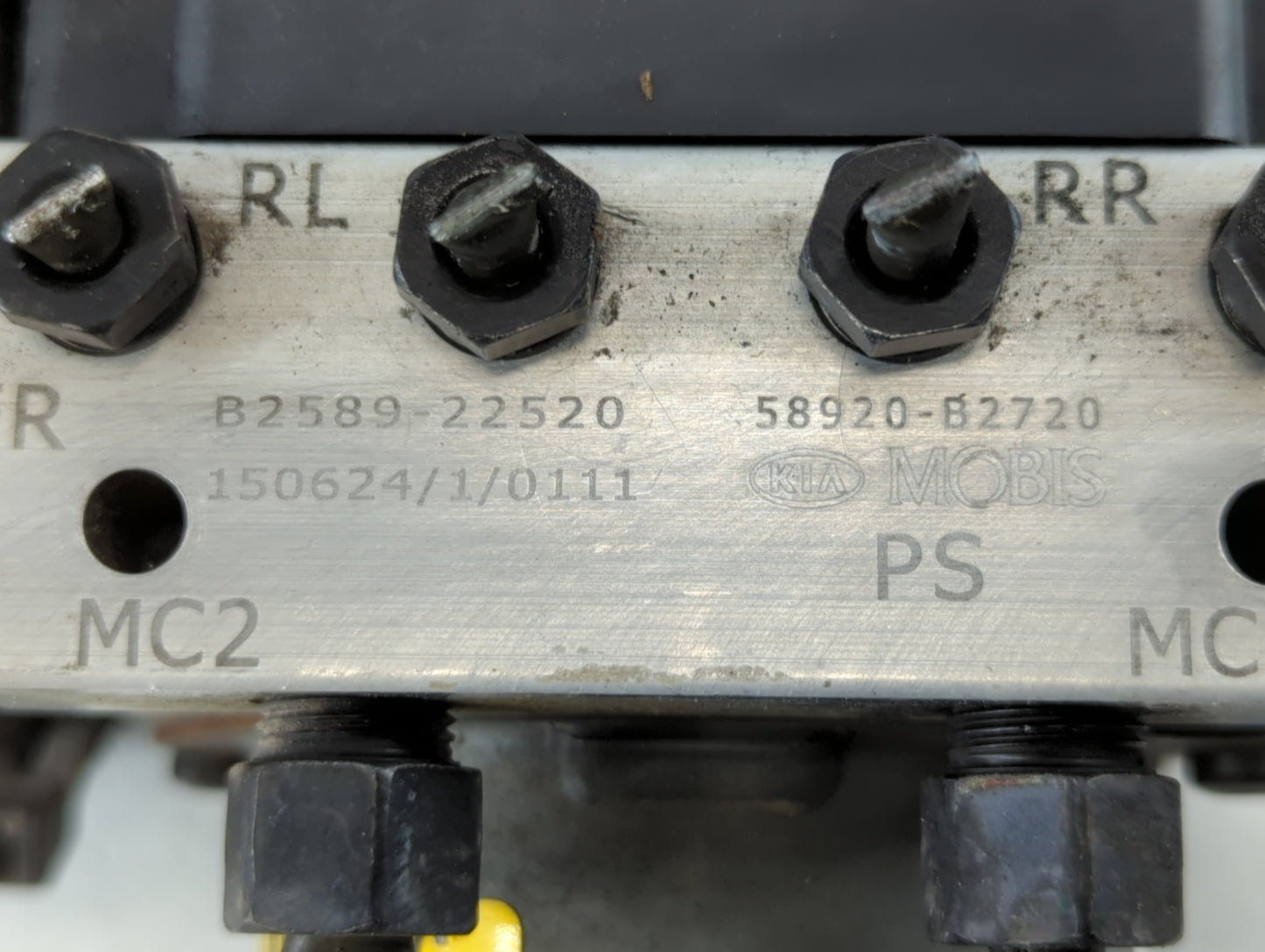 2016 Kia Soul ABS Pump Control Module Replacement P/N:B2589-22520 Fits OEM Used Auto Parts - Oemusedautoparts1.com