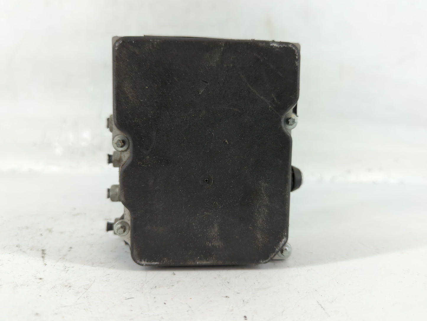 2010-2011 Jaguar Xf ABS Pump Control Module Replacement P/N:0 265 230 210 Fits Fits 2010 2011 OEM Used Auto Parts - Oemusedautoparts1.com