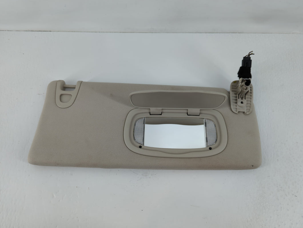 2014-2018 Jeep Cherokee Sun Visor Shade Replacement Passenger Right Mirror Fits Fits 2014 2015 2016 2017 2018 OEM Used Auto Parts