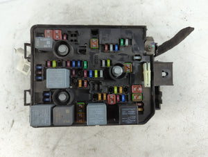 2013-2015 Chevrolet Trax Fusebox Fuse Box Panel Relay Module P/N:94785435 Fits Fits 2013 2014 2015 OEM Used Auto Parts