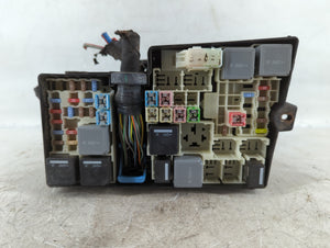 2013-2016 Ford Escape Fusebox Fuse Box Panel Relay Module P/N:E00027328 AV6T-14A142-AB Fits Fits 2013 2014 2015 2016 OEM Used Auto Parts