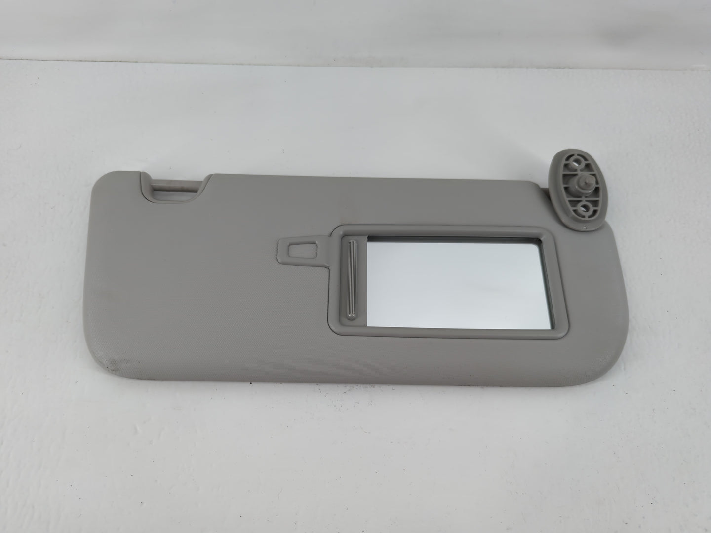 2014-2019 Kia Soul Sun Visor Shade Replacement Passenger Right Mirror Fits Fits 2014 2015 2016 2017 2018 2019 OEM Used Auto Parts - Oemusedautoparts1.com