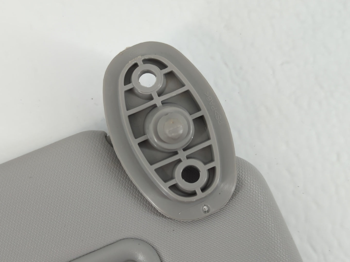 2014-2019 Kia Soul Sun Visor Shade Replacement Passenger Right Mirror Fits Fits 2014 2015 2016 2017 2018 2019 OEM Used Auto Parts - Oemusedautoparts1.com