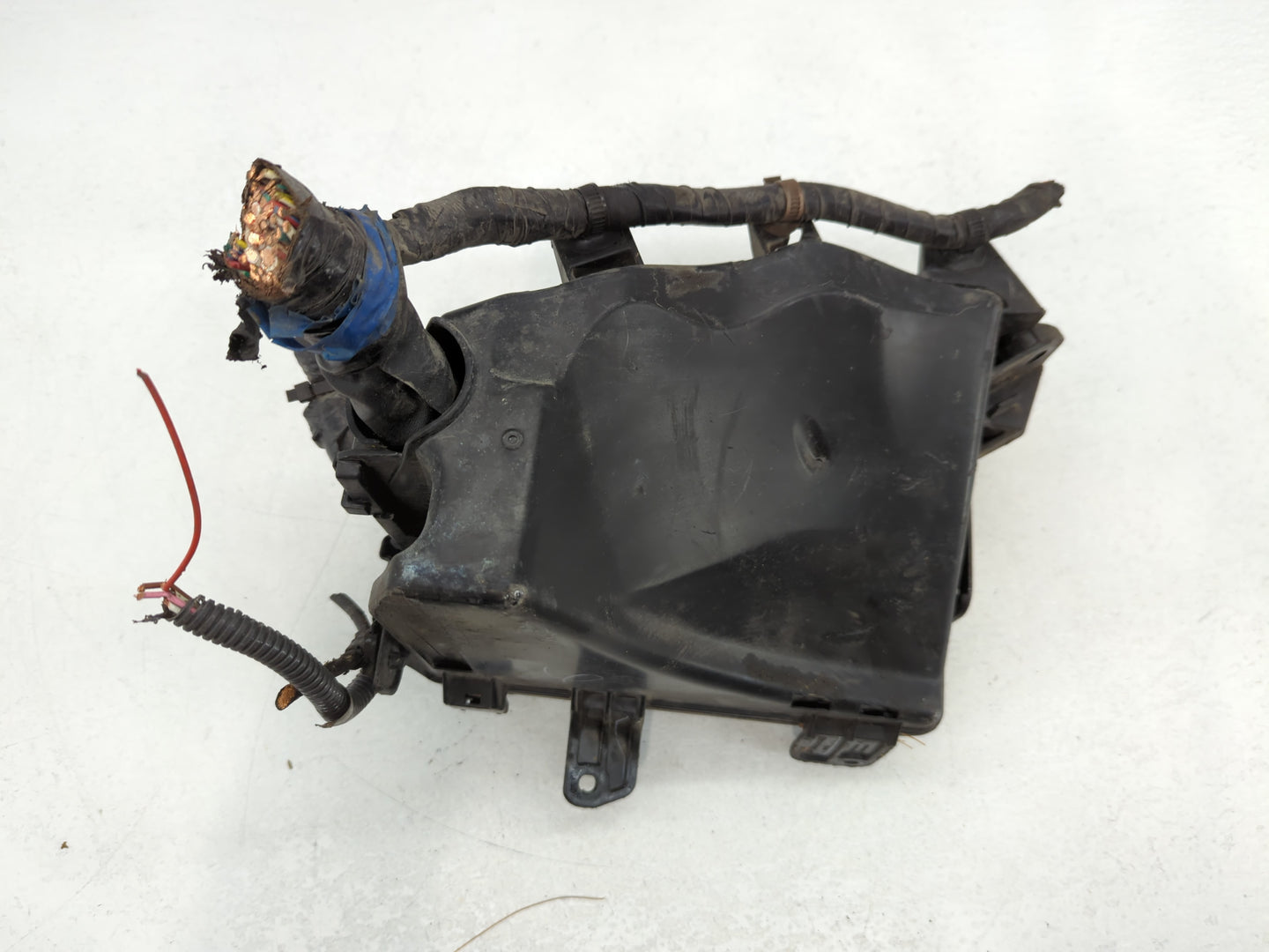 2015 Subaru Legacy Fusebox Fuse Box Panel Relay Module P/N:MB503700B2 Fits OEM Used Auto Parts - Oemusedautoparts1.com