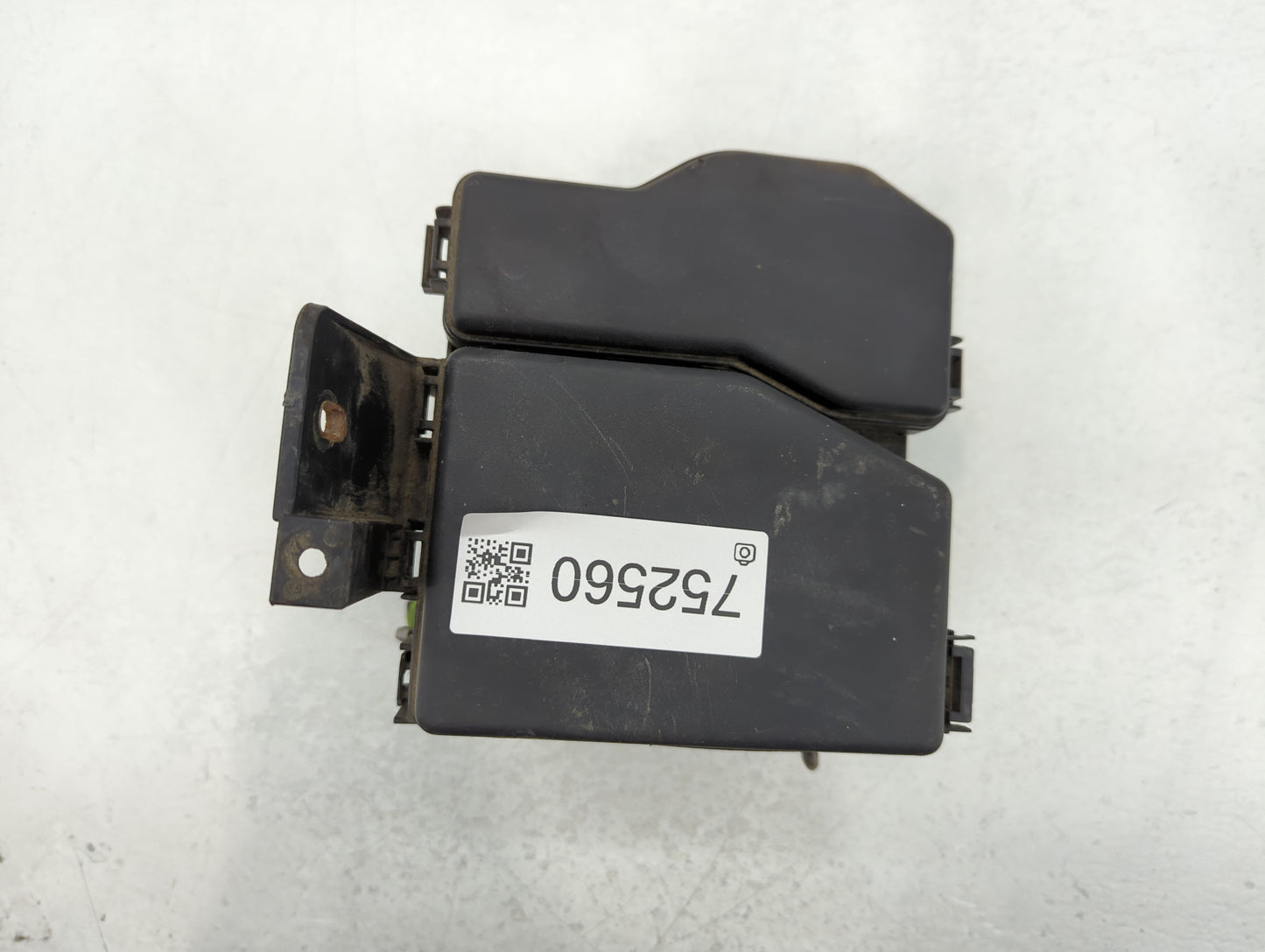 2013-2015 Mazda Cx-9 Fusebox Fuse Box Panel Relay Module P/N:TK23-66760 Fits Fits 2013 2014 2015 OEM Used Auto Parts - Oemusedautoparts1.com