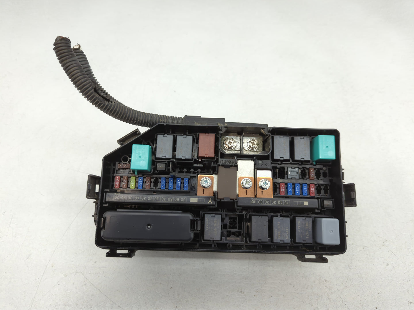 2012-2015 Honda Civic Fusebox Fuse Box Panel Relay Module P/N:072R11B6LE TR0 A012 A0 Fits Fits 2012 2013 2014 2015 OEM Used Auto Parts - Oemusedautoparts1.com