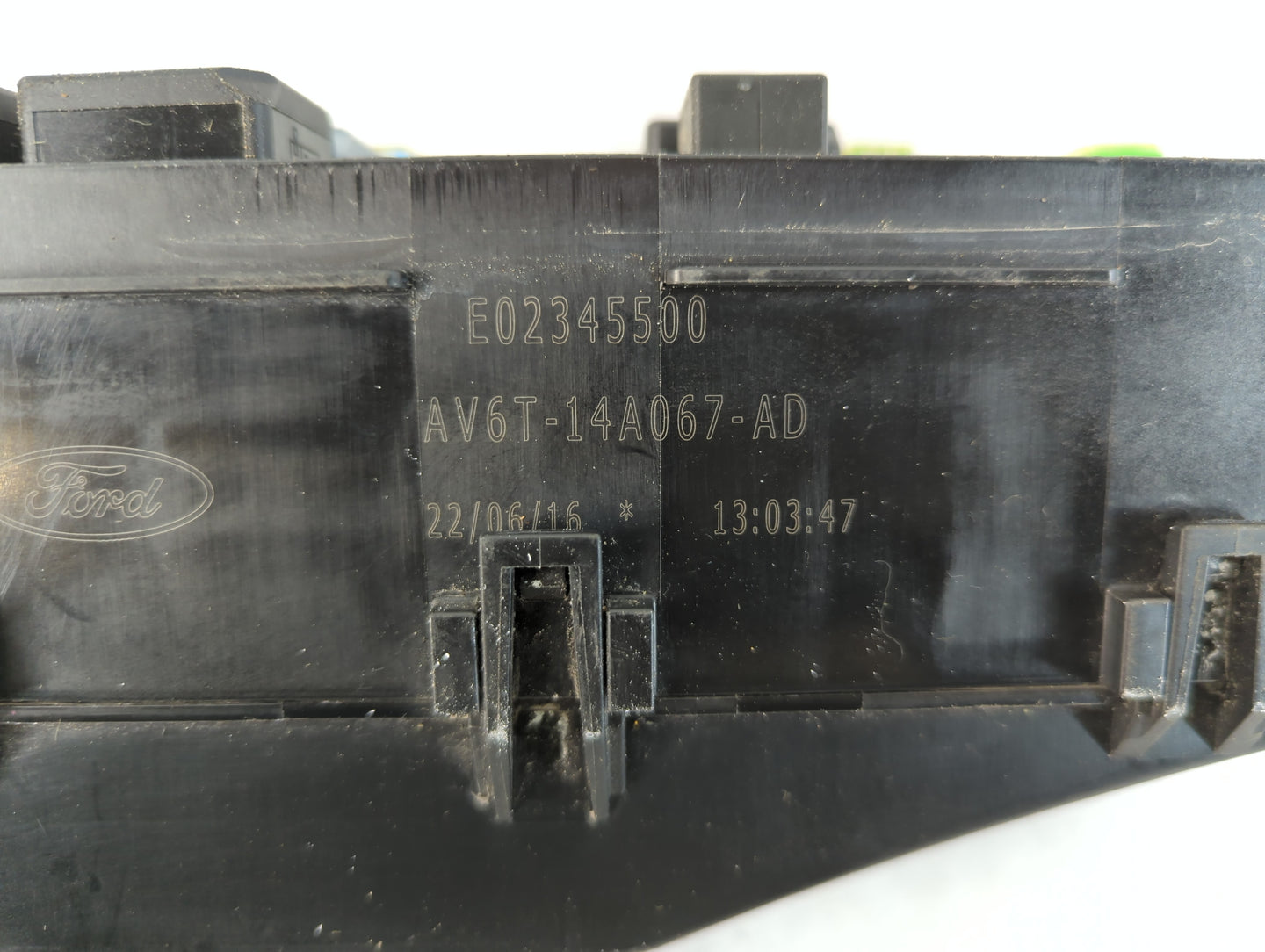 2017 Ford Escape Fusebox Fuse Box Panel Relay Module P/N:AV6T-14A067-AD E02345500 Fits OEM Used Auto Parts - Oemusedautoparts1.com