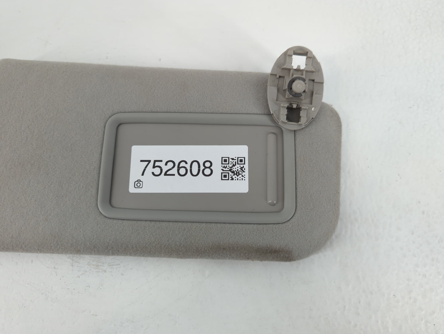 2009-2014 Toyota Matrix Sun Visor Shade Replacement Passenger Right Mirror Fits Fits 2009 2010 2011 2012 2013 2014 OEM Used Auto Parts - Oemusedautoparts1.com