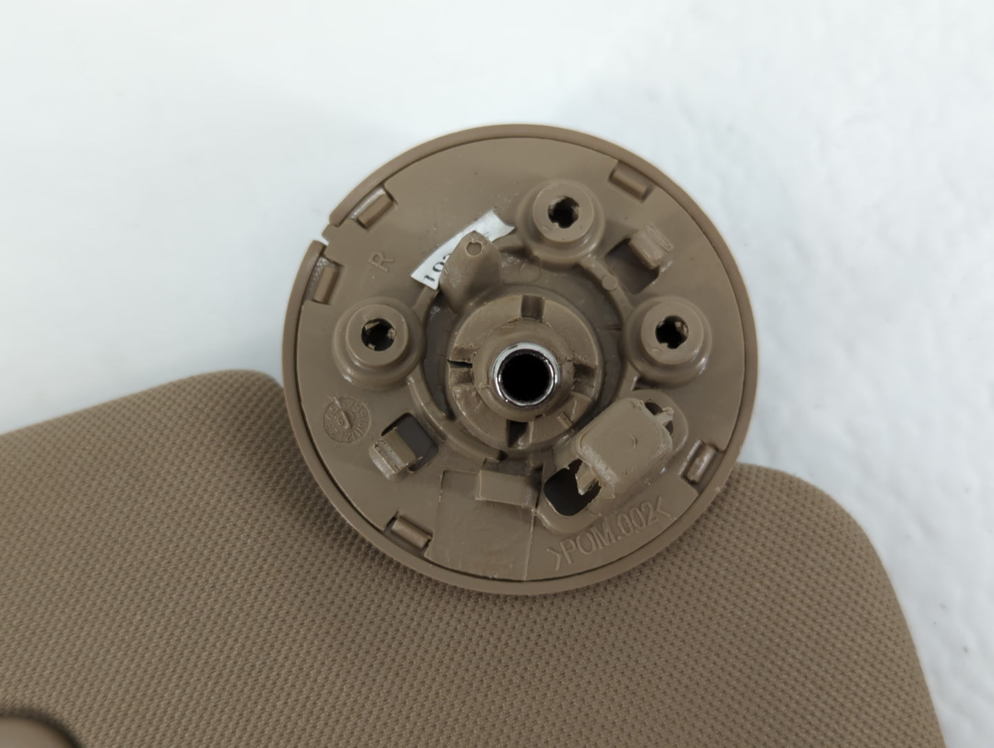 2004-2012 Chevrolet Malibu Sun Visor Shade Replacement Passenger Right Mirror Fits Fits 2004 2005 2008 2009 2010 2011 2012 OEM Used Auto Parts - Oemusedautoparts1.com