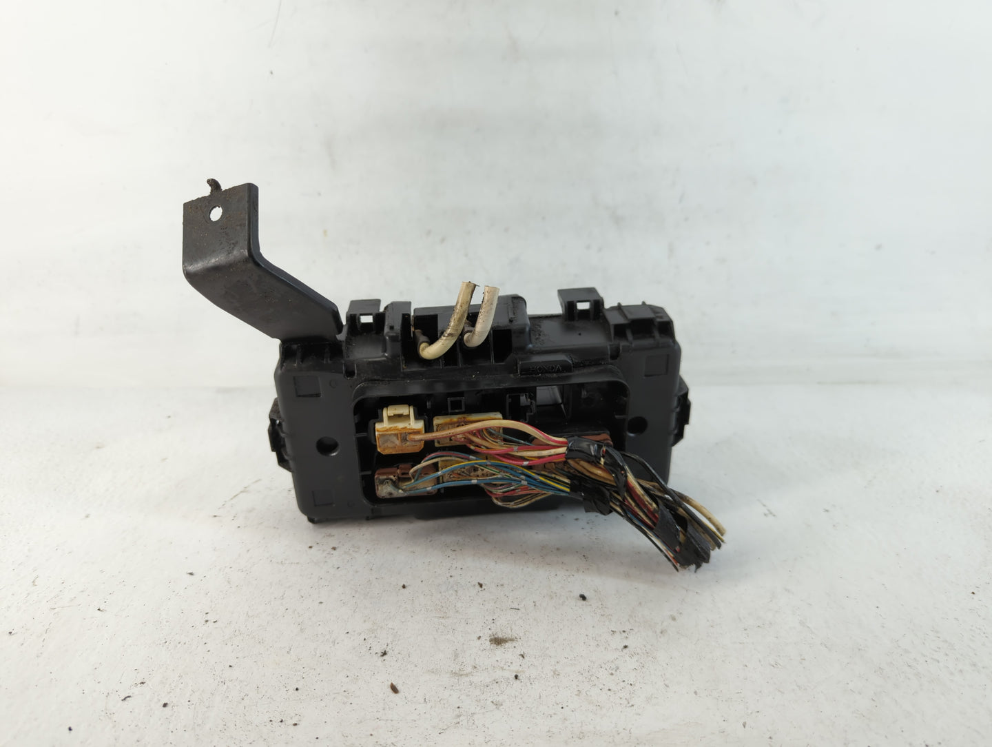 2001-2005 Honda Civic Fusebox Fuse Box Panel Relay Module P/N:5061061907300345 Fits Fits 2001 2002 2003 2004 2005 OEM Used Auto Parts - Oemusedautoparts1.com