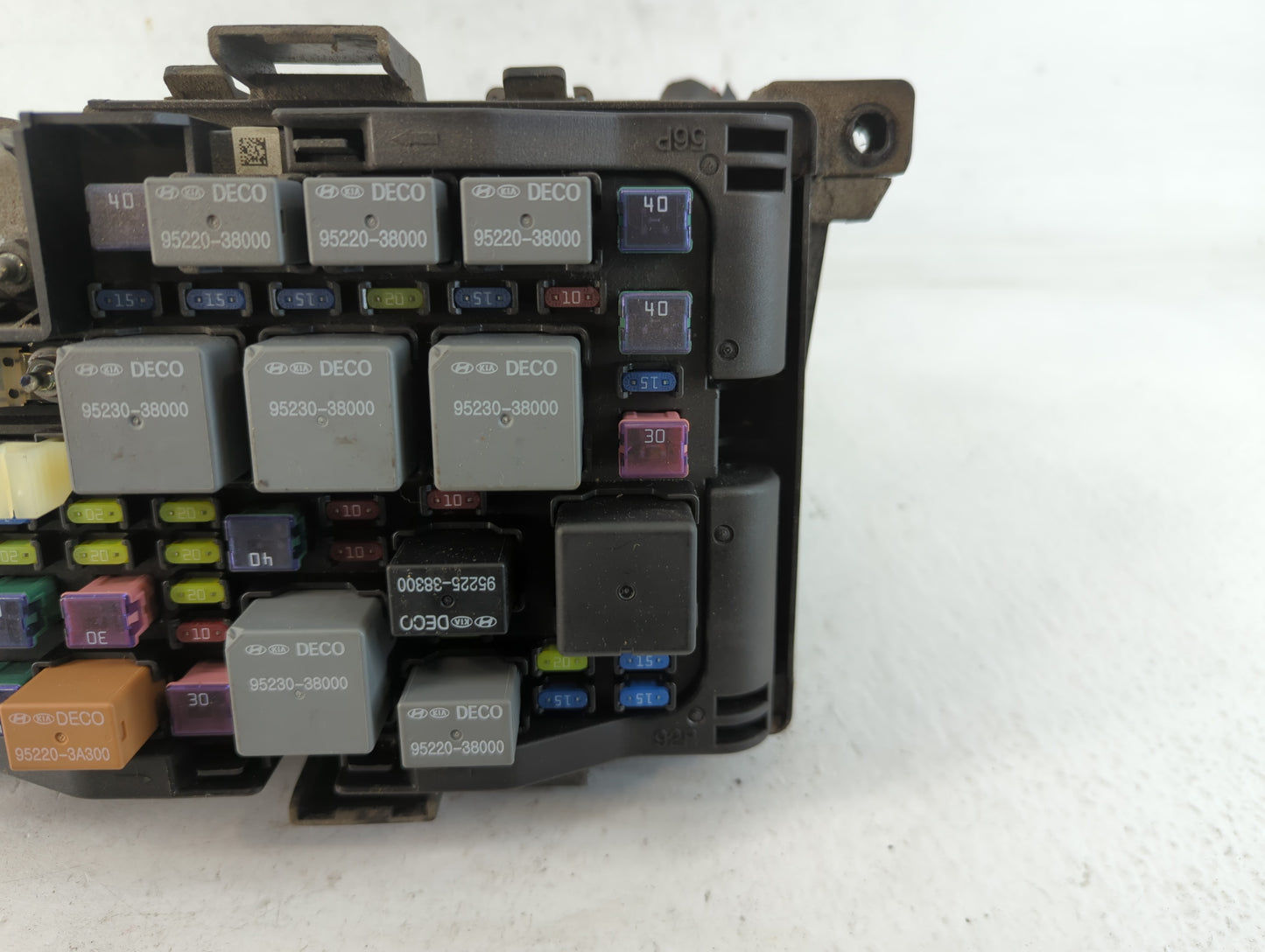 2007-2012 Kia Rondo Fusebox Fuse Box Panel Relay Module P/N:91950-1D150 Fits Fits 2007 2008 2009 2010 2011 2012 OEM Used Auto Parts - Oemusedautoparts1.com