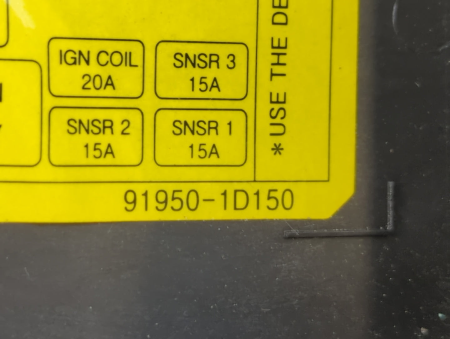 2007-2012 Kia Rondo Fusebox Fuse Box Panel Relay Module P/N:91950-1D150 Fits Fits 2007 2008 2009 2010 2011 2012 OEM Used Auto Parts - Oemusedautoparts1.com