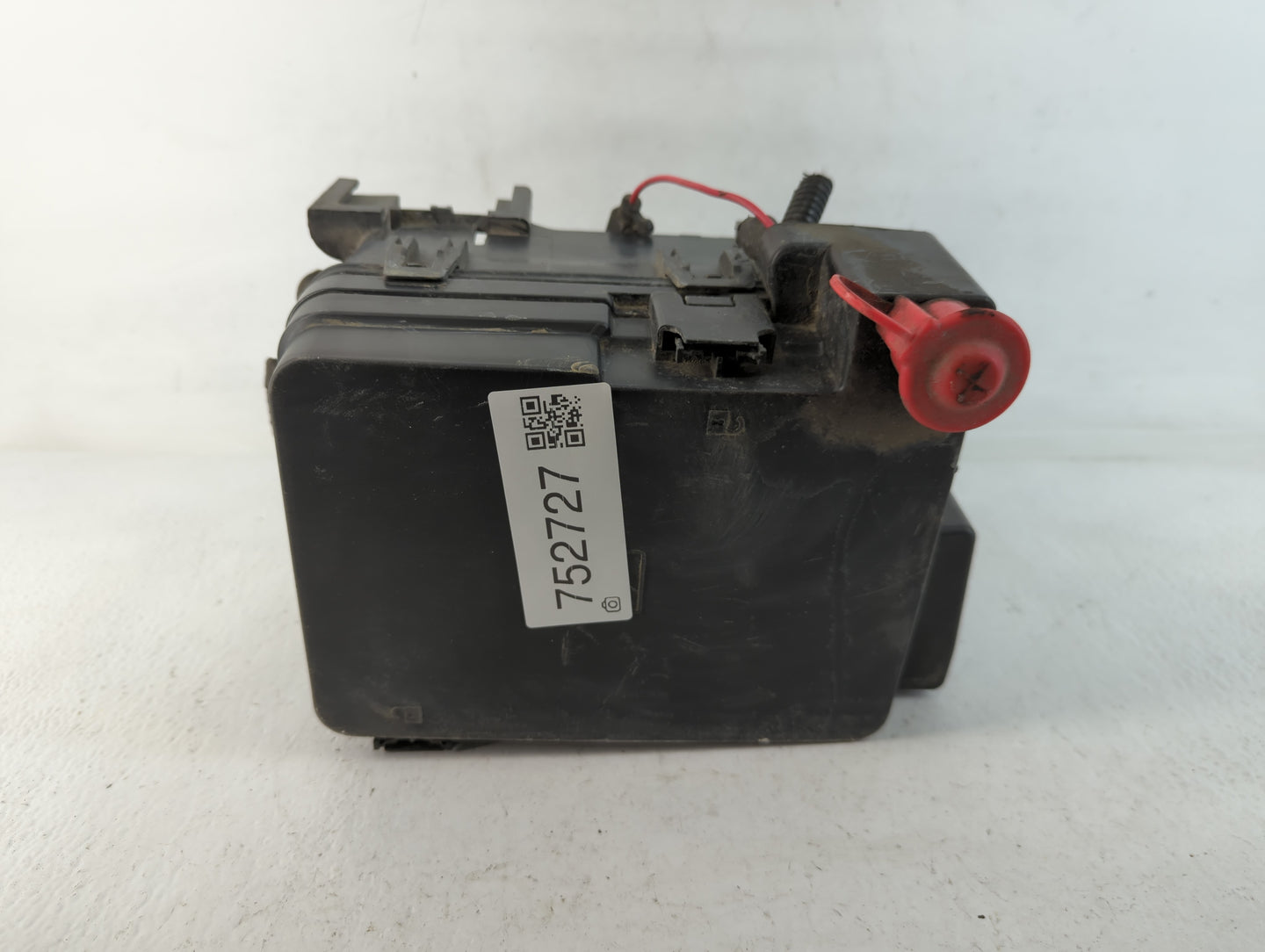 2011 Gmc Terrain Fusebox Fuse Box Panel Relay Module P/N:20899629_02 Fits OEM Used Auto Parts - Oemusedautoparts1.com