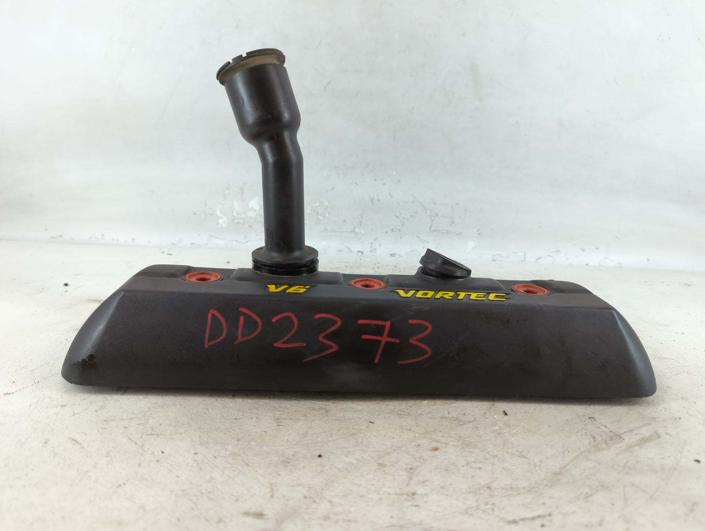 1997 Chevrolet 1500 Passenger Right Cylinder Head Valve Cover P/N:12554256 Fits OEM Used Auto Parts - Oemusedautoparts1.com