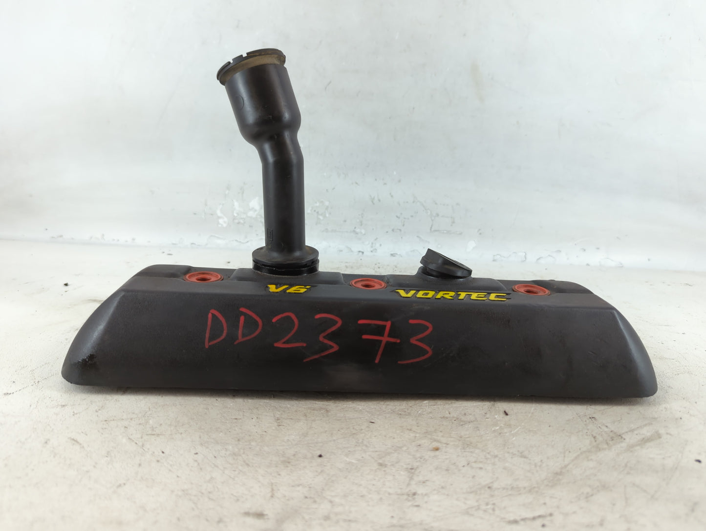 1997 Chevrolet 1500 Passenger Right Cylinder Head Valve Cover P/N:12554256 Fits OEM Used Auto Parts - Oemusedautoparts1.com