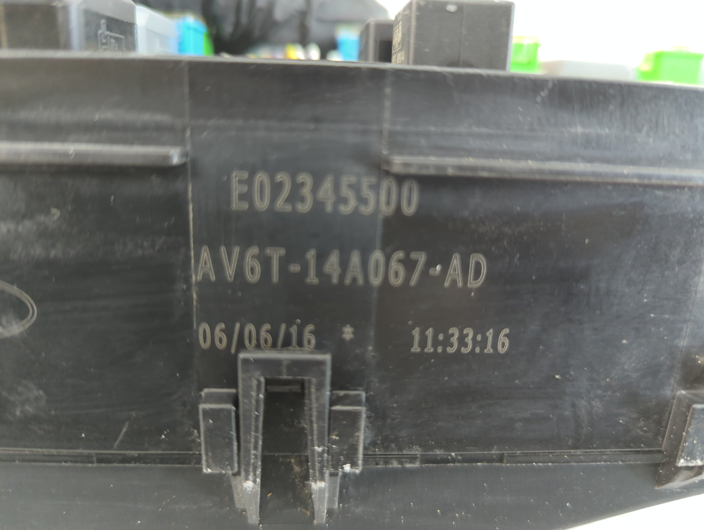 2017 Ford Escape Fusebox Fuse Box Panel Relay Module P/N:AV6T-14A067-AD E02345500 Fits OEM Used Auto Parts - Oemusedautoparts1.com