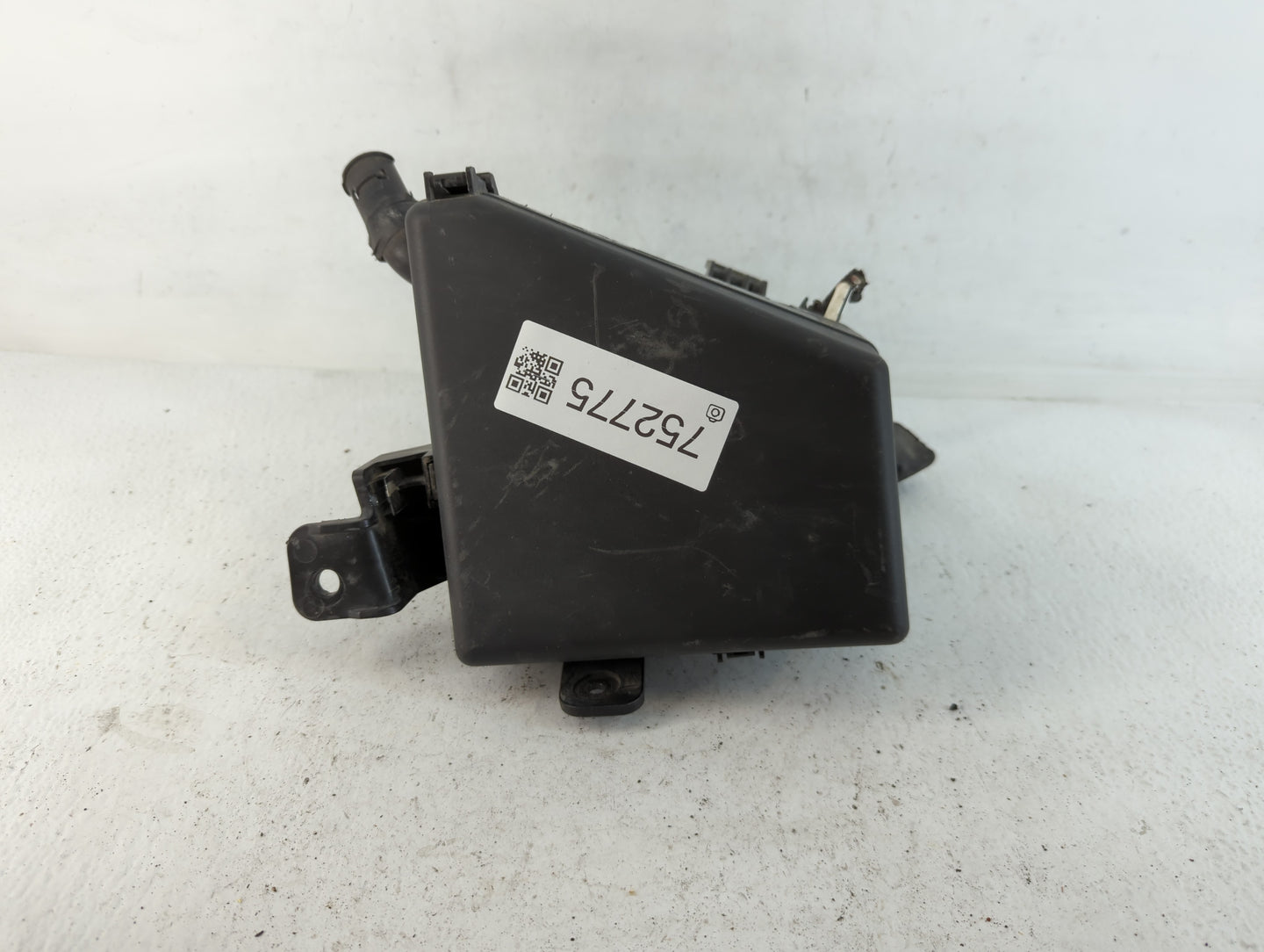 2017-2022 Subaru Impreza Fusebox Fuse Box Panel Relay Module P/N:MB504100B Fits Fits 2017 2018 2019 2020 2021 2022 OEM Used Auto Parts - Oemusedautoparts1.com