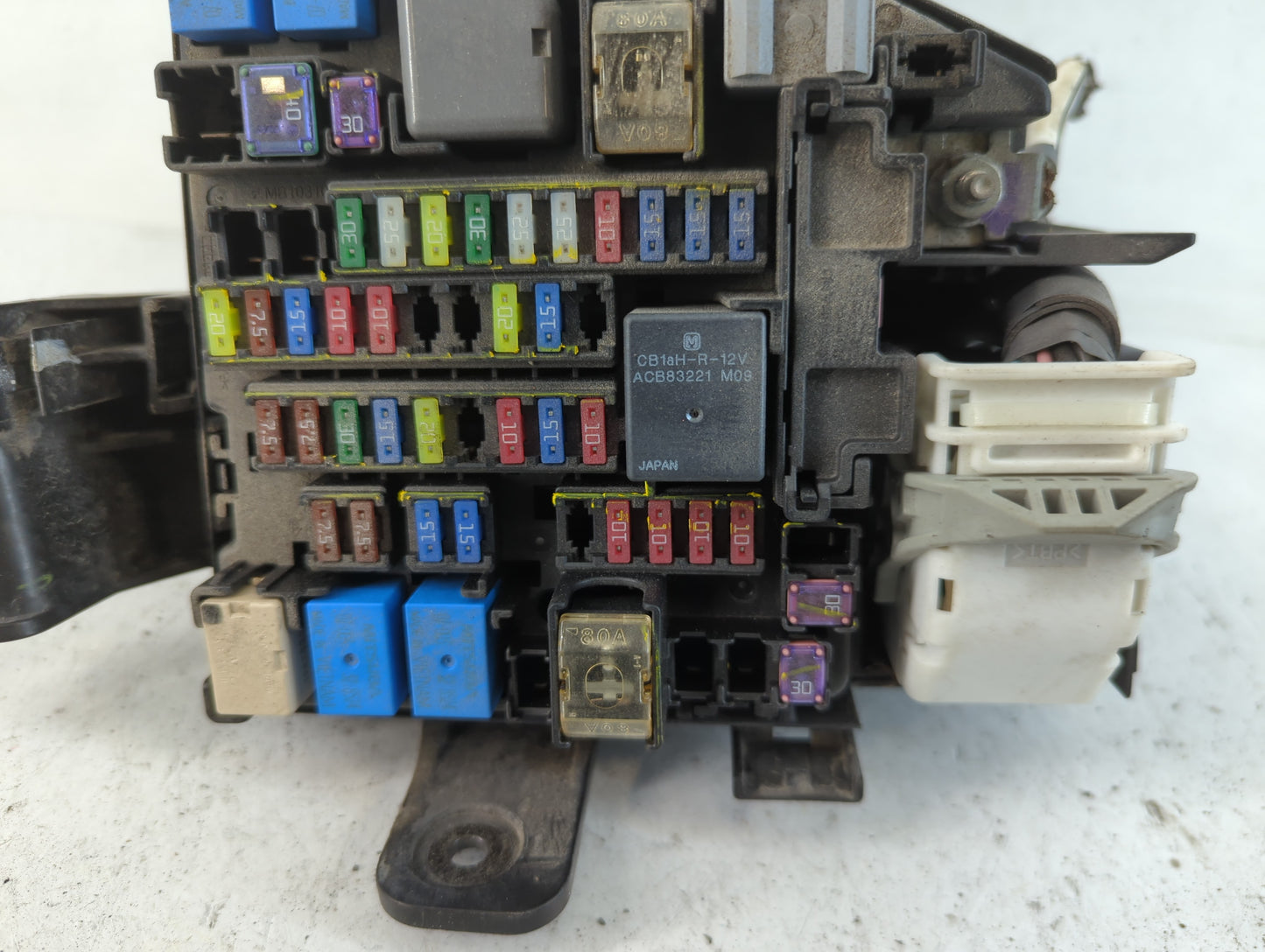 2017-2022 Subaru Impreza Fusebox Fuse Box Panel Relay Module P/N:MB504100B Fits Fits 2017 2018 2019 2020 2021 2022 OEM Used Auto Parts - Oemusedautoparts1.com