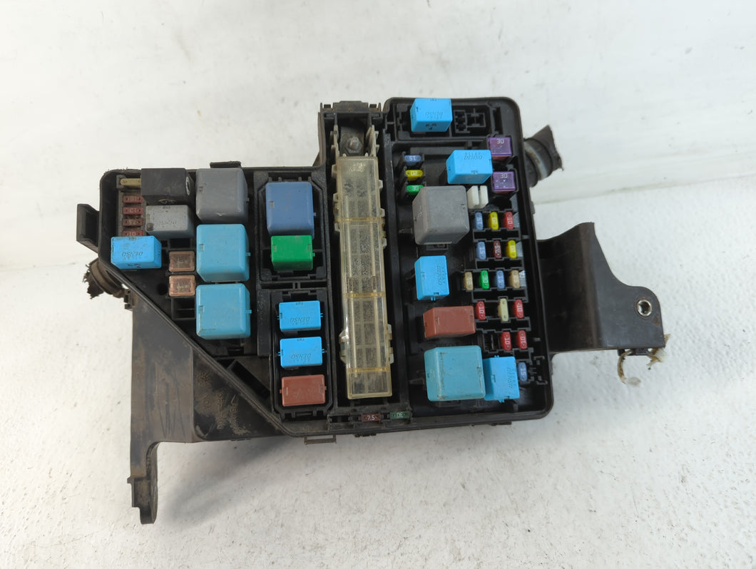 2008-2010 Toyota Sienna Fusebox Fuse Box Panel Relay Module P/N:5427 >PP-T10< Fits Fits 2008 2009 2010 OEM Used Auto Parts