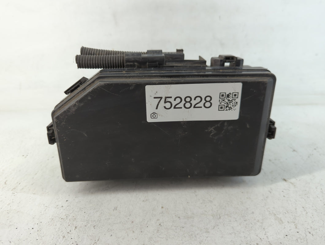 2012-2014 Honda Cr-V Fusebox Fuse Box Panel Relay Module P/N:PP-TD20 256320130929 Fits Fits 2012 2013 2014 OEM Used Auto Parts