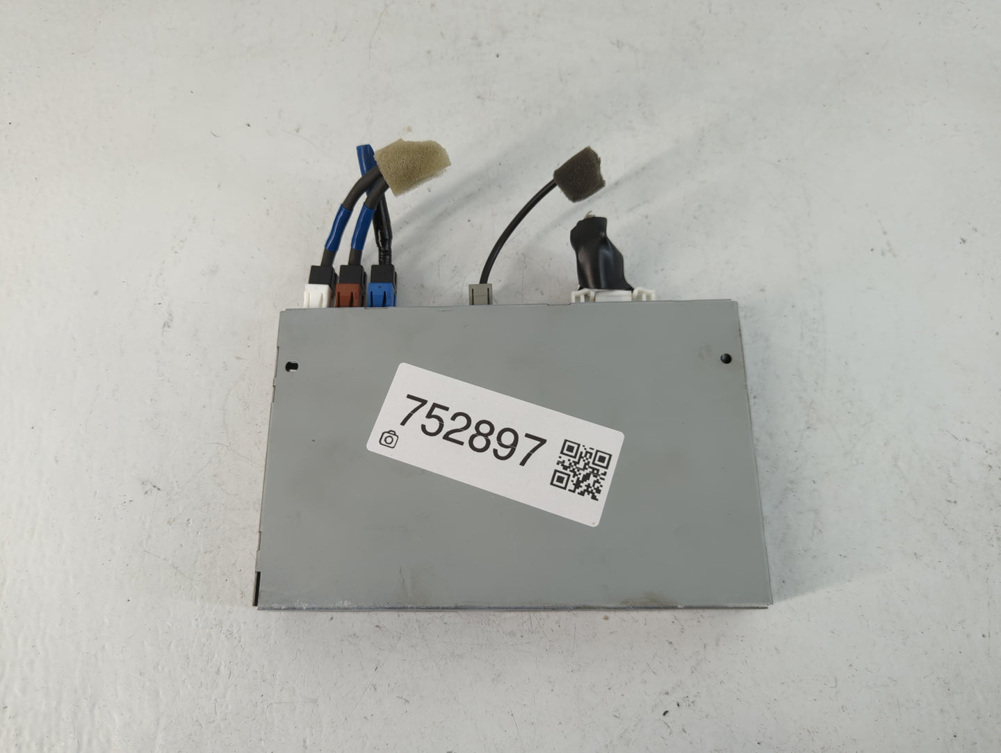 2015-2020 Infiniti Q50 Radio AM FM Cd Player Receiver Replacement P/N:25915 4HB4F Fits Fits 2015 2016 2017 2018 2019 2020 OEM Used Auto Parts - Oemusedautoparts1.com