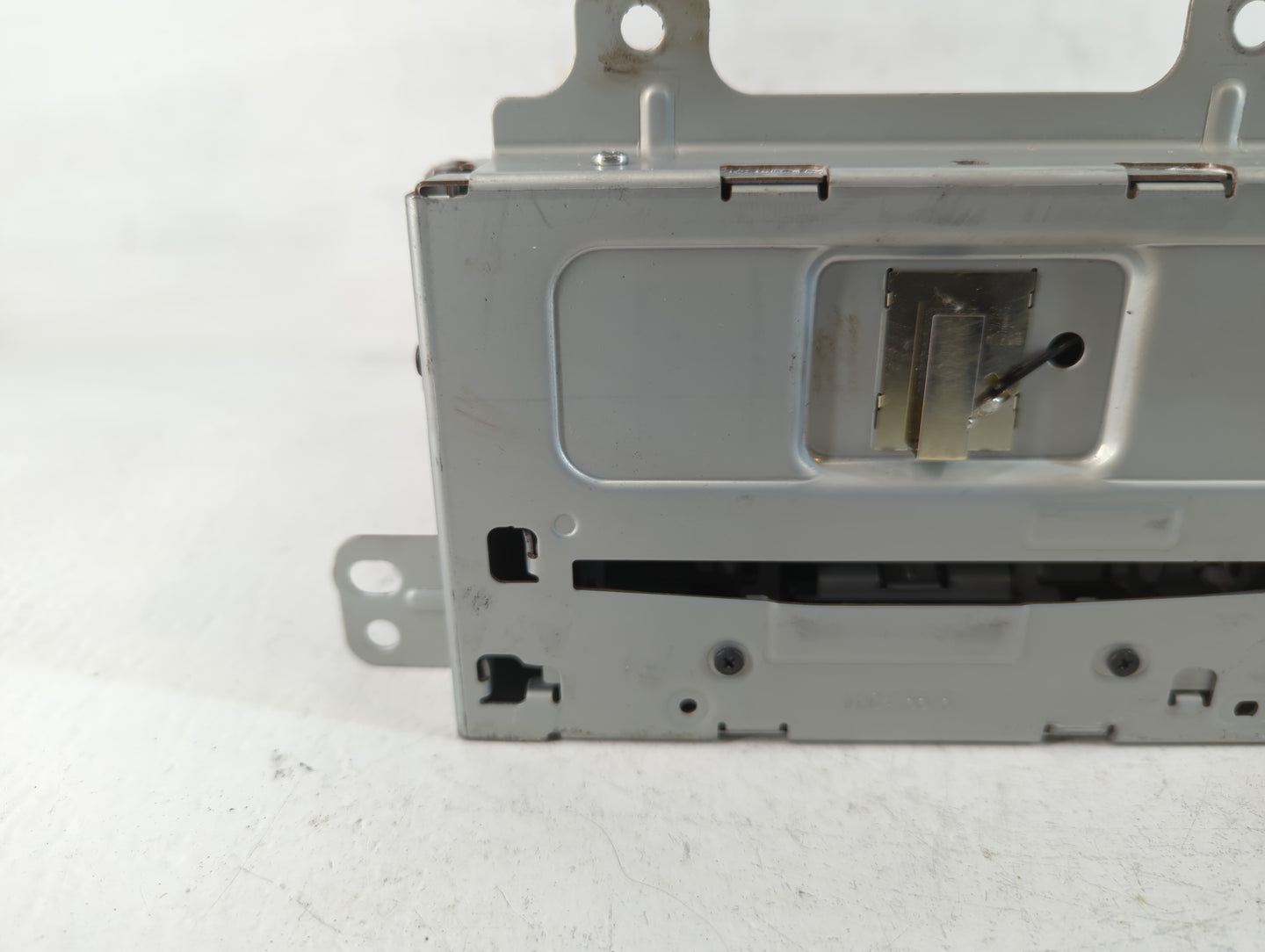 2012 Buick Verano Radio AM FM Cd Player Receiver Replacement P/N:22909201 Fits OEM Used Auto Parts - Oemusedautoparts1.com
