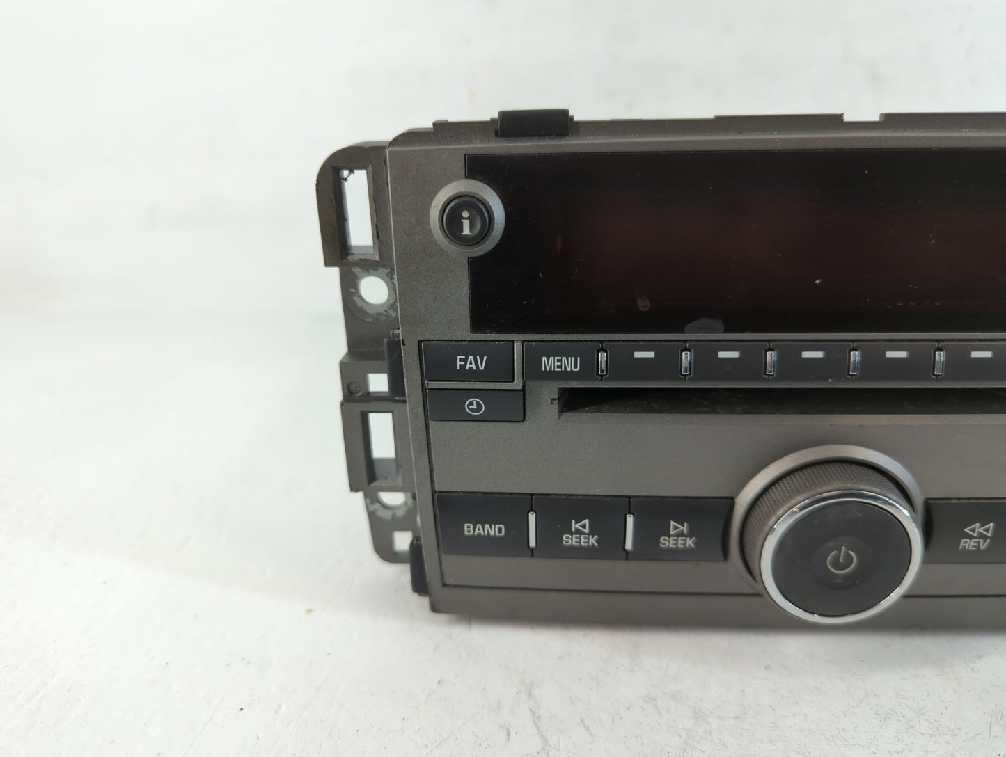 2008 Saturn Vue Radio AM FM Cd Player Receiver Replacement P/N:25956992 Fits OEM Used Auto Parts - Oemusedautoparts1.com