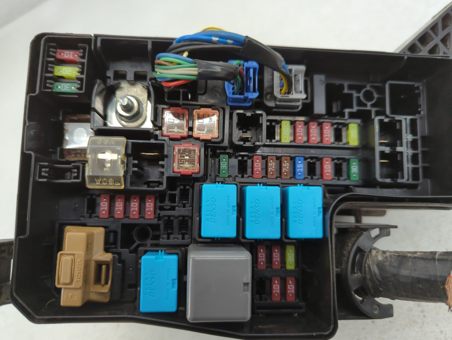 2009-2013 Toyota Corolla Fusebox Fuse Box Panel Relay Module P/N:7588 3813, PP-TD10 Fits Fits 2009 2010 2011 2012 2013 2014 OEM Used Auto Parts - Oemusedautoparts1.com