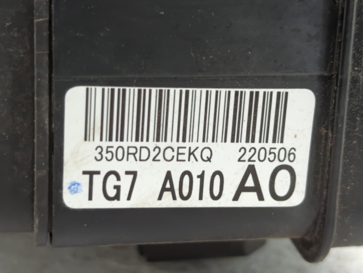 2021-2022 Honda Pilot Fusebox Fuse Box Panel Relay Module P/N:350RD2CEKQ AG7 A010 A0 Fits Fits 2021 2022 OEM Used Auto Parts - Oemusedautoparts1.com