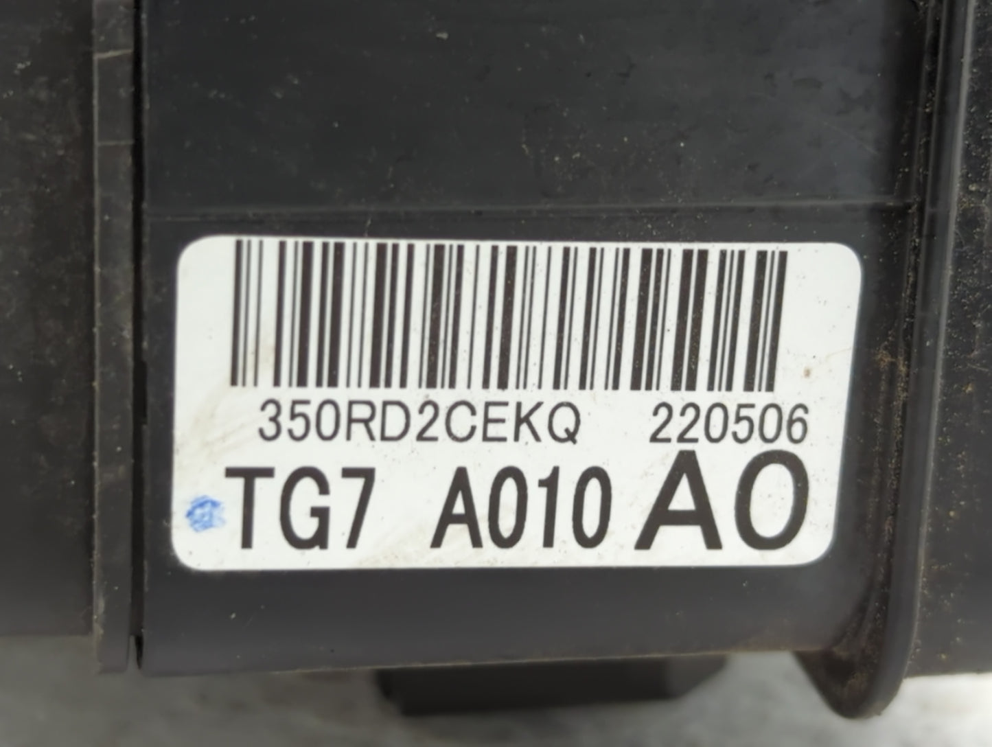 2021-2022 Honda Pilot Fusebox Fuse Box Panel Relay Module P/N:350RD2CEKQ AG7 A010 A0 Fits Fits 2021 2022 OEM Used Auto Parts - Oemusedautoparts1.com