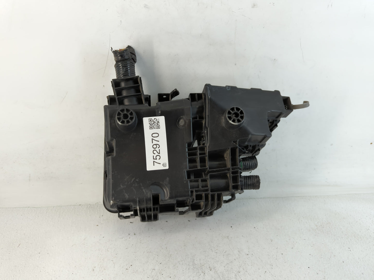2017-2021 Nissan Qashqai Fusebox Fuse Box Panel Relay Module P/N:284B7 5NA0B Fits Fits 2017 2018 2019 2020 2021 2022 OEM Used Auto Parts - Oemusedautoparts1.com