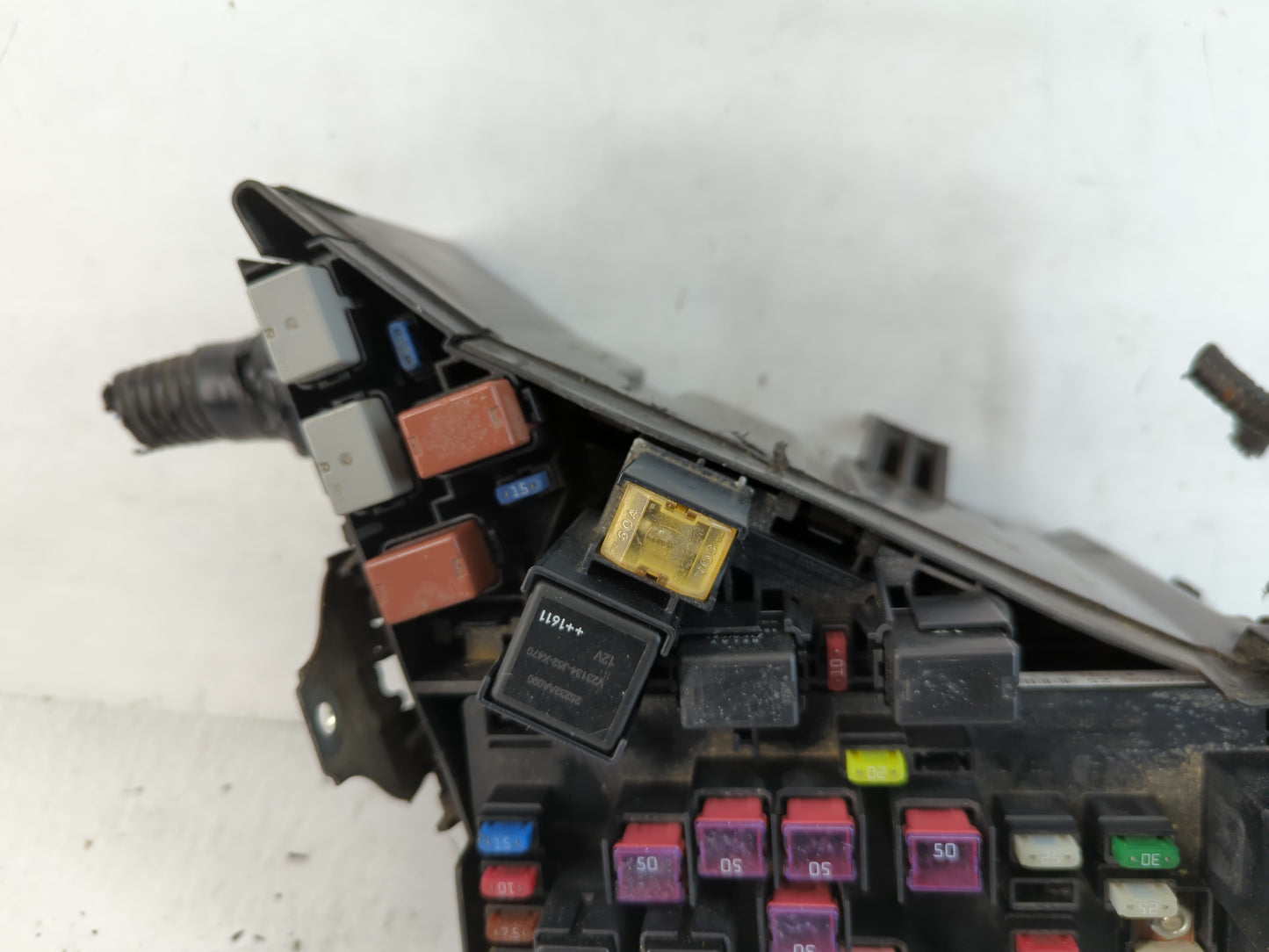 2009 Subaru Forester Fusebox Fuse Box Panel Relay Module P/N:MB502071B Fits Fits 2008 OEM Used Auto Parts - Oemusedautoparts1.com