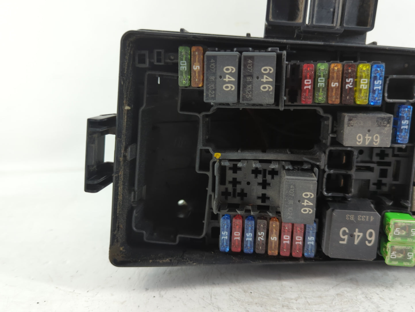 2015-2018 Audi S3 Fusebox Fuse Box Panel Relay Module P/N:5Q0 937 132 A 6351-2386 Fits Fits 2015 2016 2017 2018 2019 2020 2021 OEM Used Auto Parts - Oemusedautoparts1.com