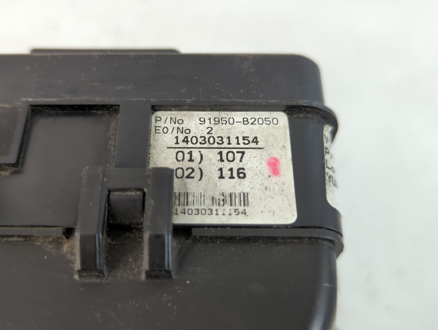 2014 Kia Soul Fusebox Fuse Box Panel Relay Module P/N:91950-B2050 Fits OEM Used Auto Parts - Oemusedautoparts1.com