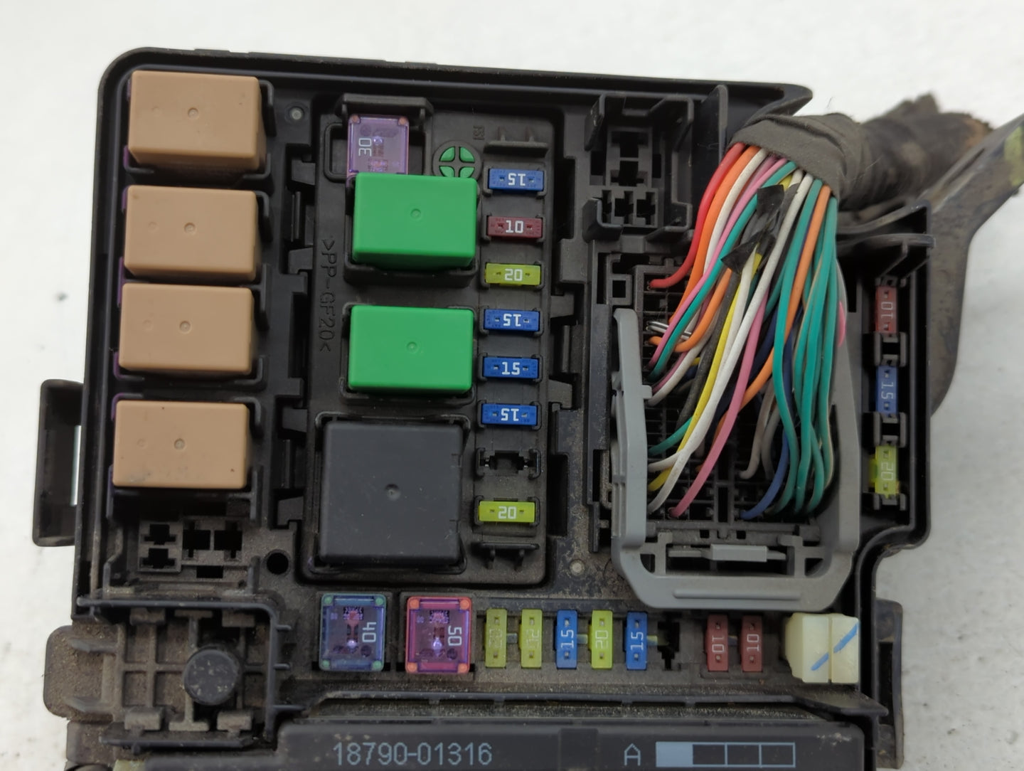 2011-2014 Hyundai Sonata Fusebox Fuse Box Panel Relay Module P/N:VS912003Q104YB Fits Fits 2011 2012 2013 2014 OEM Used Auto Parts - Oemusedautoparts1.com
