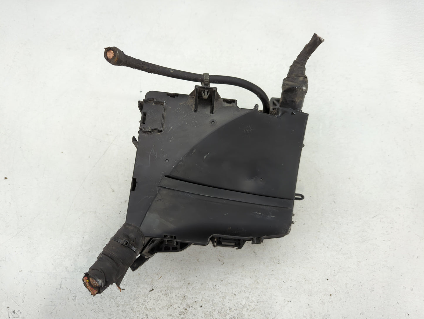 2011-2014 Hyundai Sonata Fusebox Fuse Box Panel Relay Module P/N:VS912003Q104YB Fits Fits 2011 2012 2013 2014 OEM Used Auto Parts - Oemusedautoparts1.com