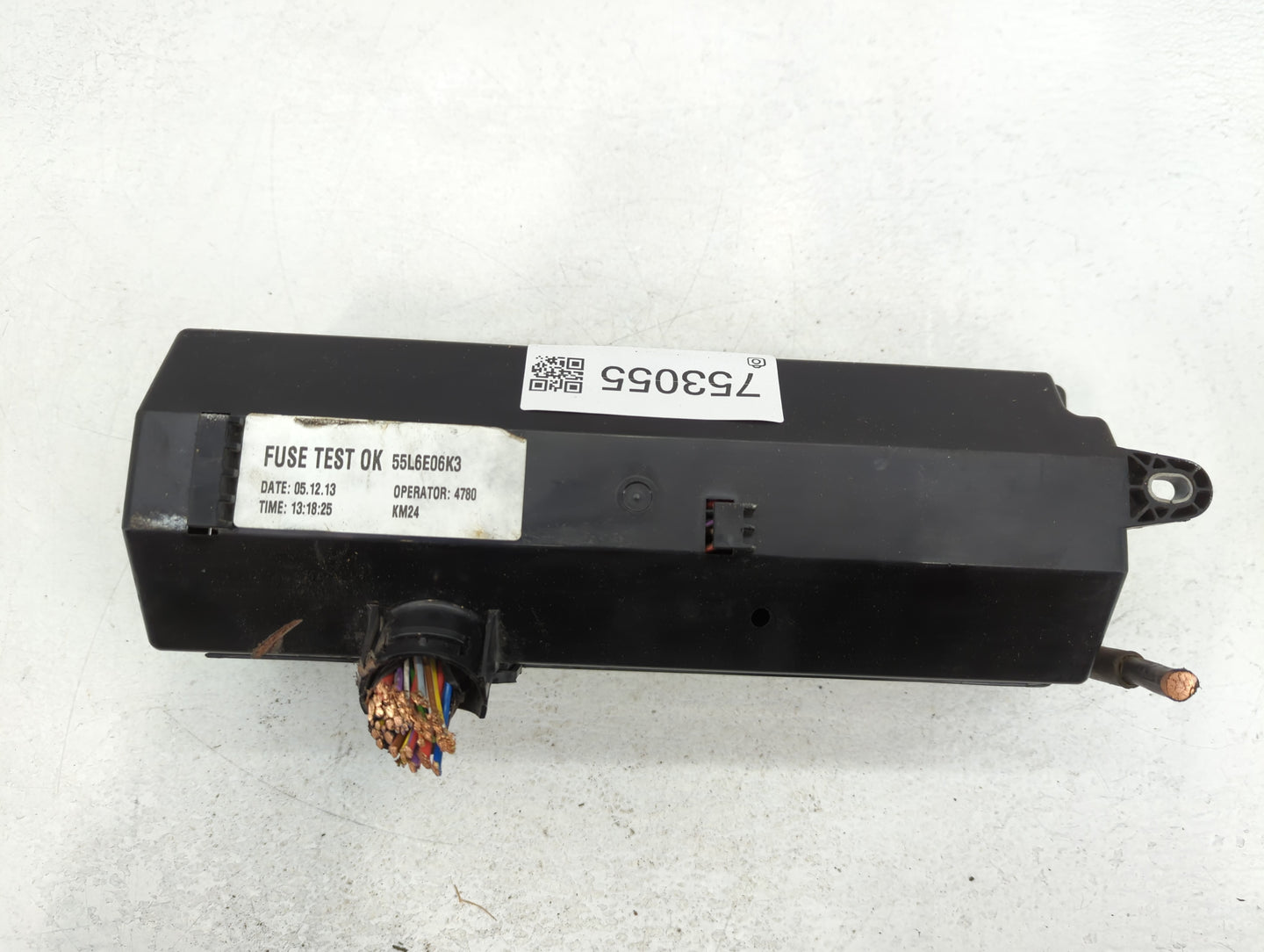 2014 Land Rover Range Rover Sport Fusebox Fuse Box Panel Relay Module P/N:55L6E06K3 Fits OEM Used Auto Parts - Oemusedautoparts1.com