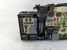 2013-2016 Ford Escape Fusebox Fuse Box Panel Relay Module P/N:E02345500 AV6T-14A067-AD Fits Fits 2013 2014 2015 2016 OEM Used Auto Parts