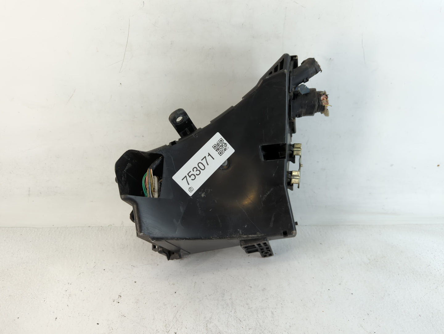 2012-2014 Subaru Impreza Fusebox Fuse Box Panel Relay Module P/N:MB503600B Fits Fits 2012 2013 2014 OEM Used Auto Parts - Oemusedautoparts1.com