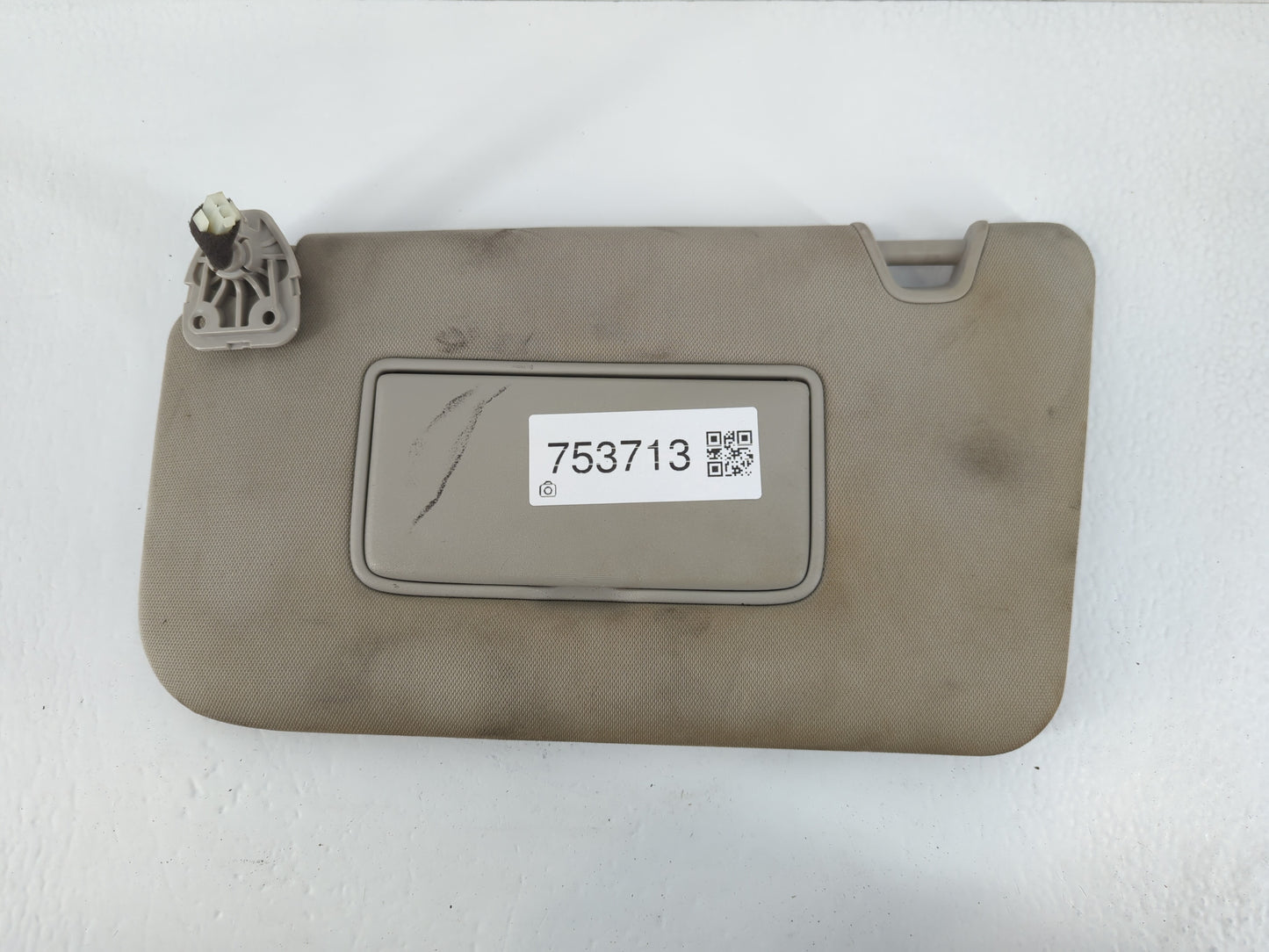 2017 Nissan Rogue Sun Visor Shade Replacement Passenger Right Mirror Fits OEM Used Auto Parts - Oemusedautoparts1.com