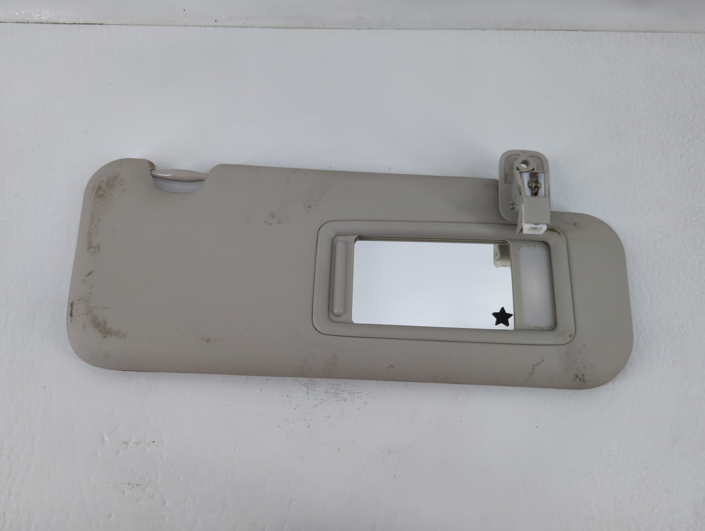2014-2017 Mazda 6 Sun Visor Shade Replacement Passenger Right Mirror Fits Fits 2014 2015 2016 2017 2018 OEM Used Auto Parts - Oemusedautoparts1.com